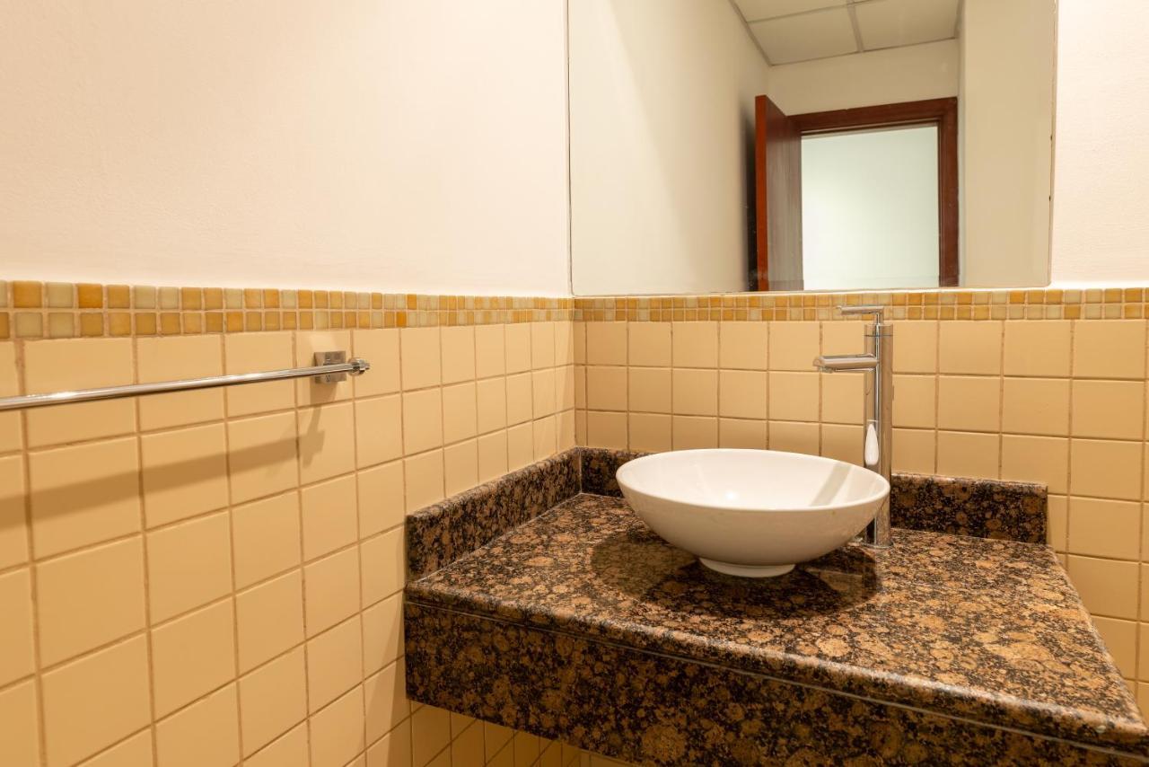 הוסטל דובאי Travel Hub Premium מראה חיצוני תמונה